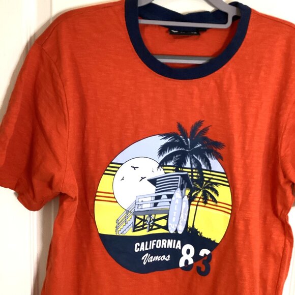 Vamos Men's Graphic Orange T-Shirt California 83 Surfing - Picture 2 of 7